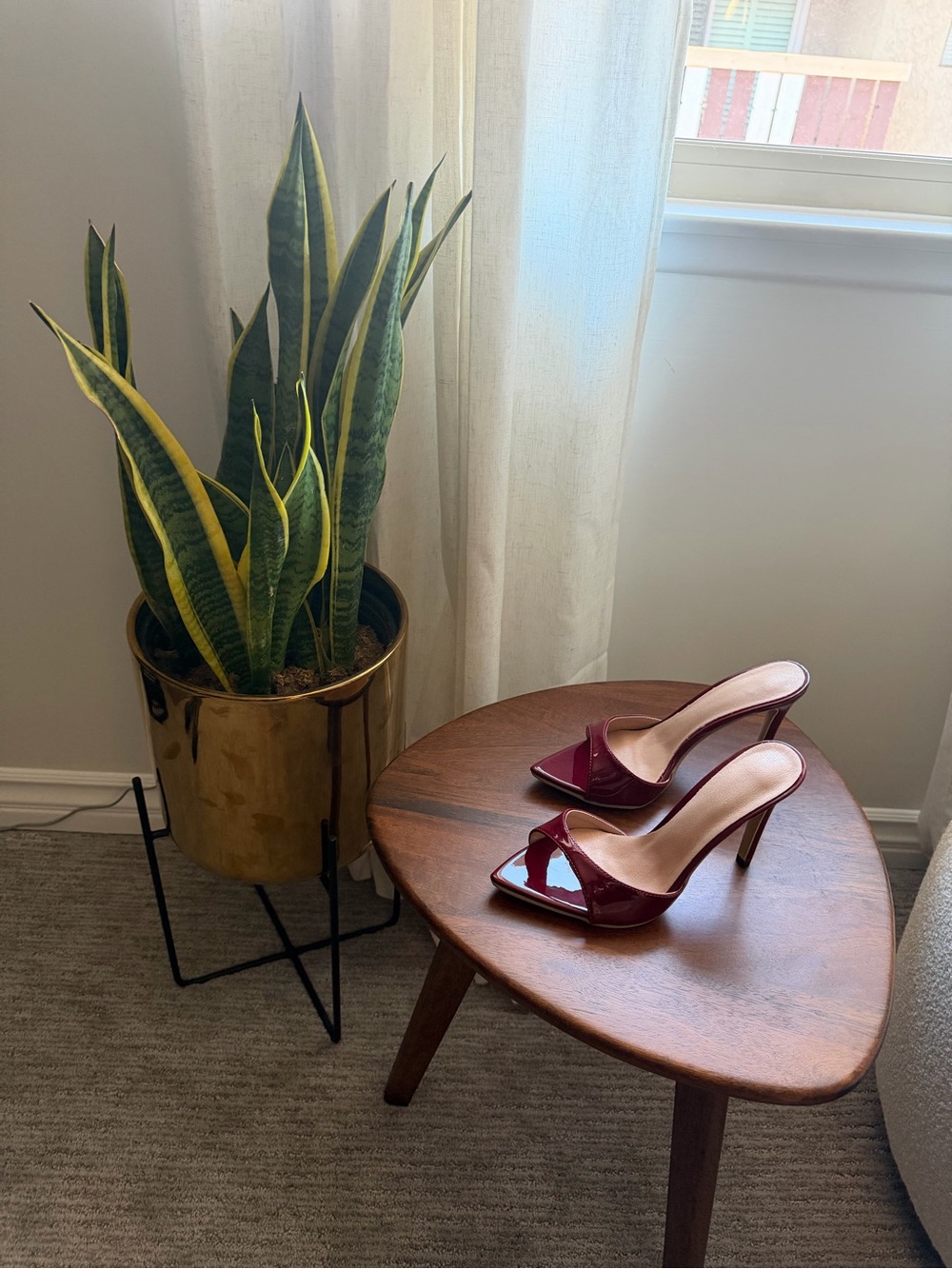 Source Unknown Burgundy Patent Slide Heels
